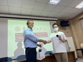 Alexander Haentzschel's visit presentation photo 2